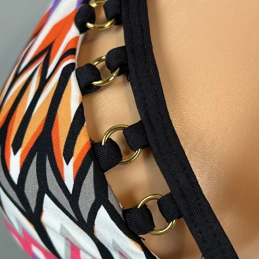 Kenneth Cole Triangle Bikini Top with Metal Rings‎ Detail Size Small NWT